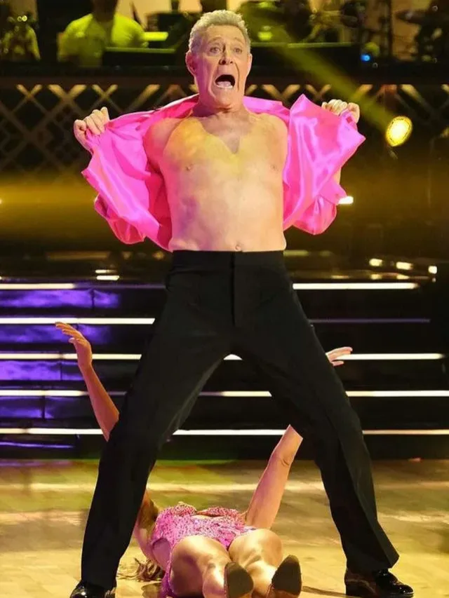 ‘DWTS’ Recap : Barry Williams Rips Shirt Off for Whitney Houston